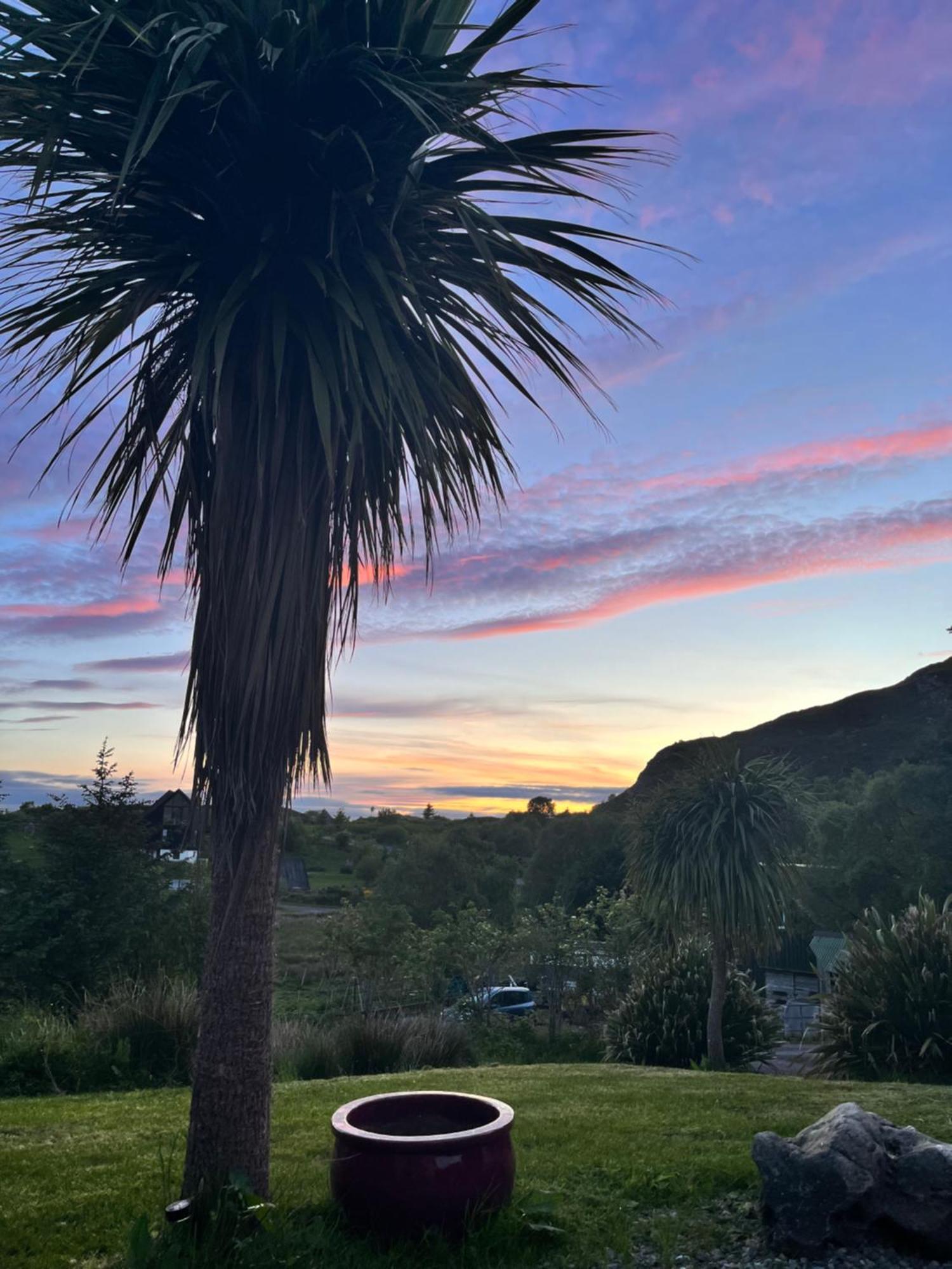 Glenwood Hotel Morar Buitenkant foto