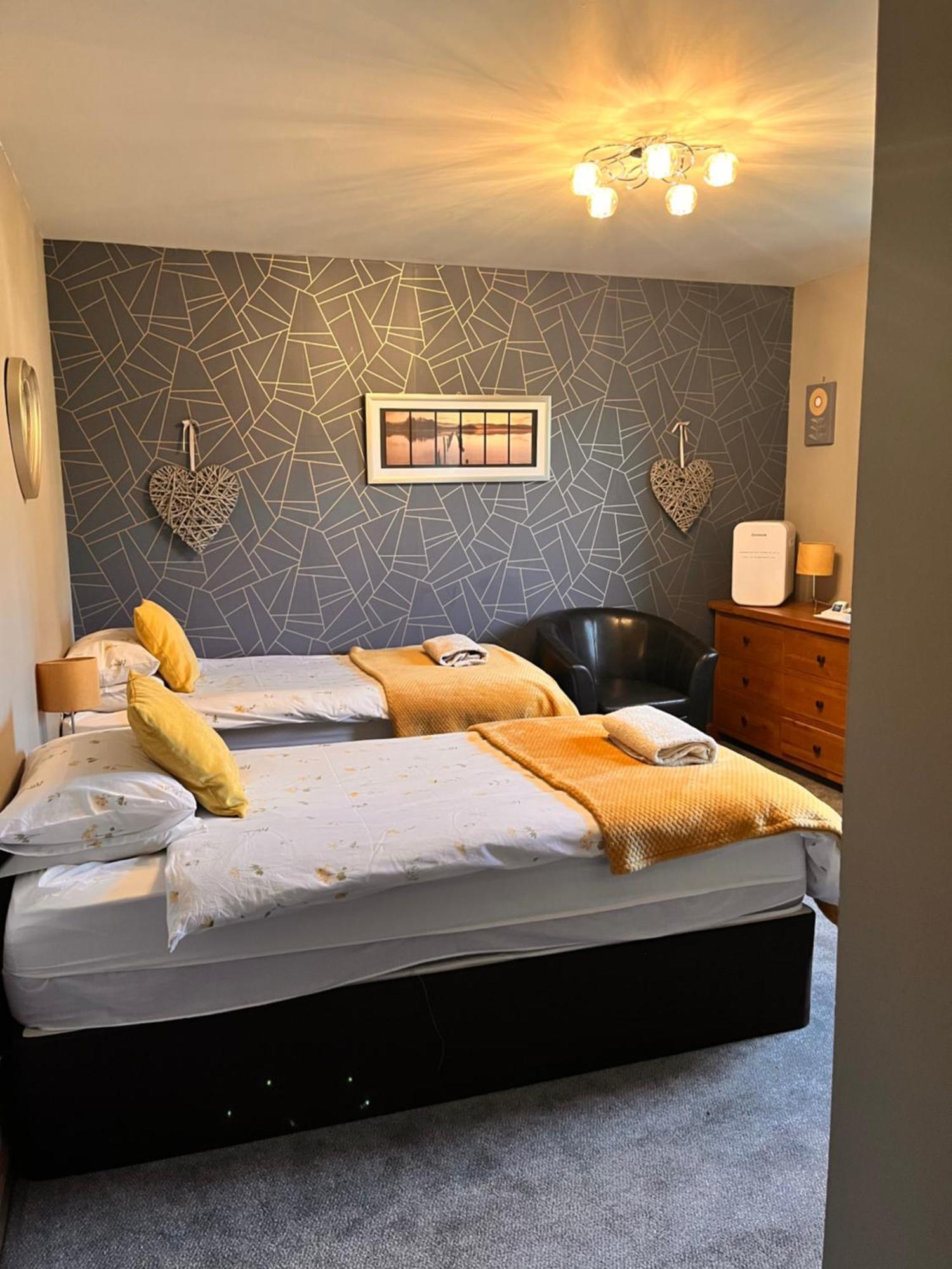 Glenwood Hotel Morar Buitenkant foto